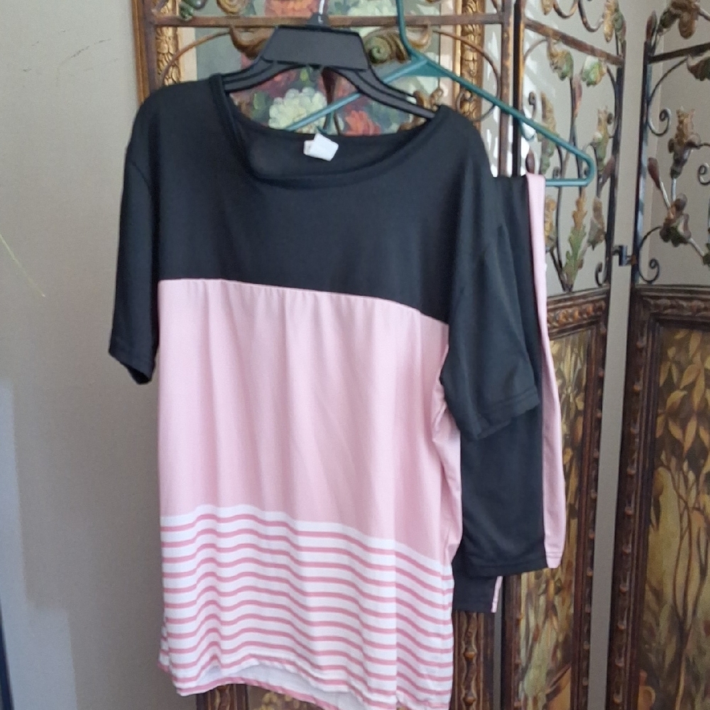 Womens Colorblock Pink & Black Top - And Pants  Brand Unspecified